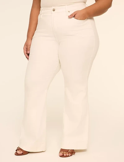 No-Gap Curvy Fit Flare Jean