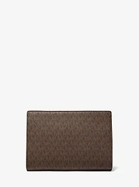Pochette de taille moyenne à rayures à logo et à fermeture éclair