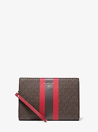 Pochette de taille moyenne à rayures à logo et à fermeture éclair