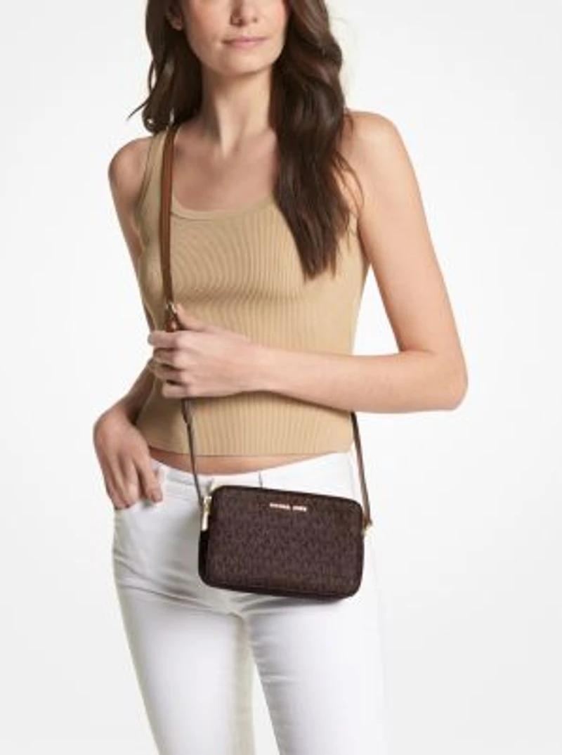 Jet Set Small Logo Double Zip Camera Bag