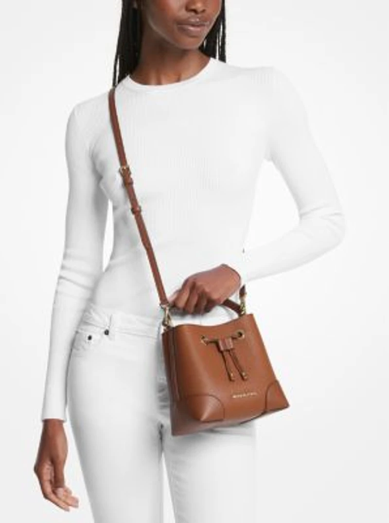 Petit sac seau Mercer en cuir grainé