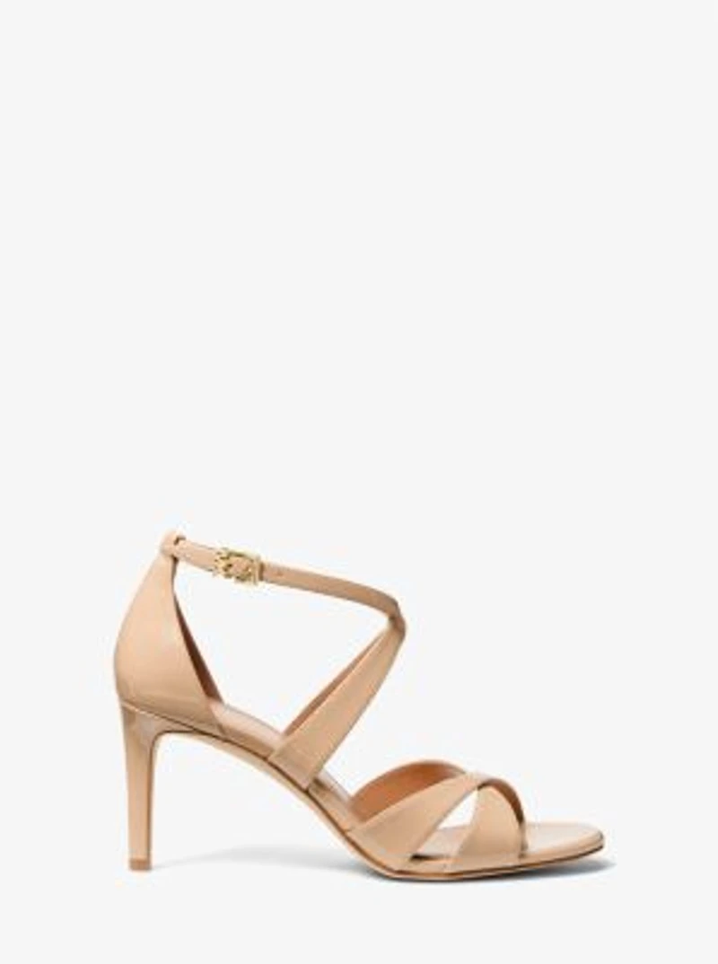 Sandale Kinsley en faux cuir verni
