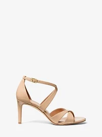 Sandale Kinsley en faux cuir verni