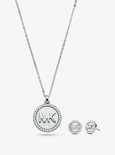 Ensemble collier et clous doreilles en argent sterling à logo nacré et à pavé