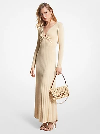 Robe longue en tricot extensible métallisé à anneau