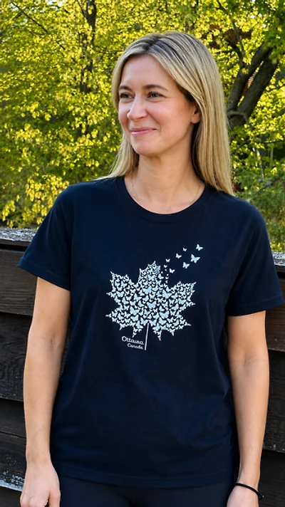 Womens Ottawa Canada Maple Leaf T-Shirt - Black