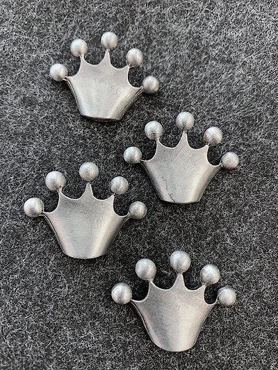 Crown Magnet Set