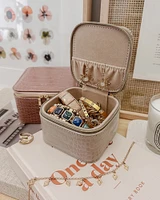 BEAU JEWELRY CASE