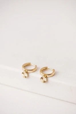 EVERLY CIRCLE HUGGIE EARRINGS