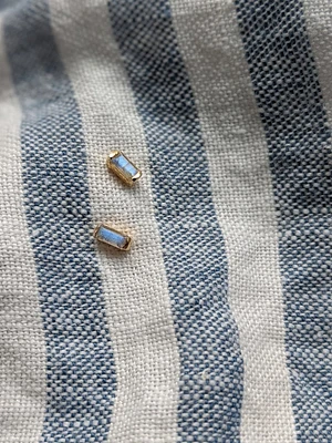 LABRADORITE VESPER STUDS