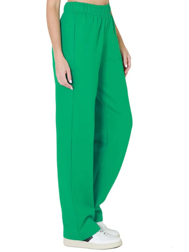 alo Accolade Straight Leg Sweatpant in Green Emerald