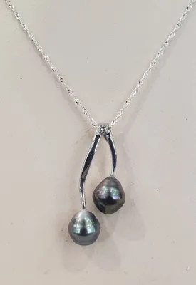 Sterling Silver Tahitian Pearl and Diamond Pendant - 18"