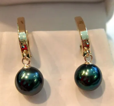 14K Yellow gold Tahitian Pearl Earrings