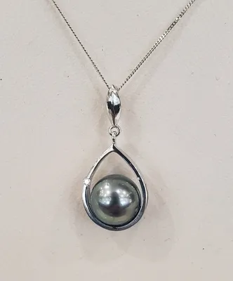 10/18K White Gold Tahitian Pearl and Diamond Pendant