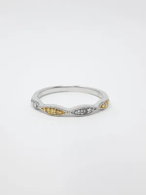 White and Yellow Diamond Ring