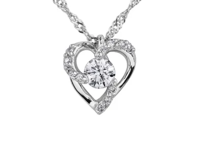 10K White Gold 0.25cttw Canadian Diamond Heart Pendant