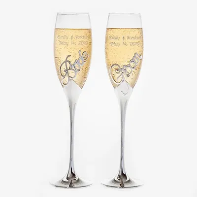 Bride & Groom Toasting Flutes