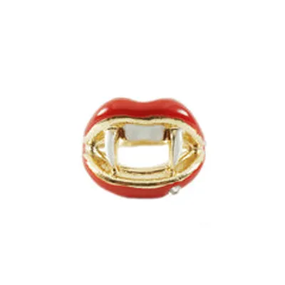 Vampire Kiss Ring