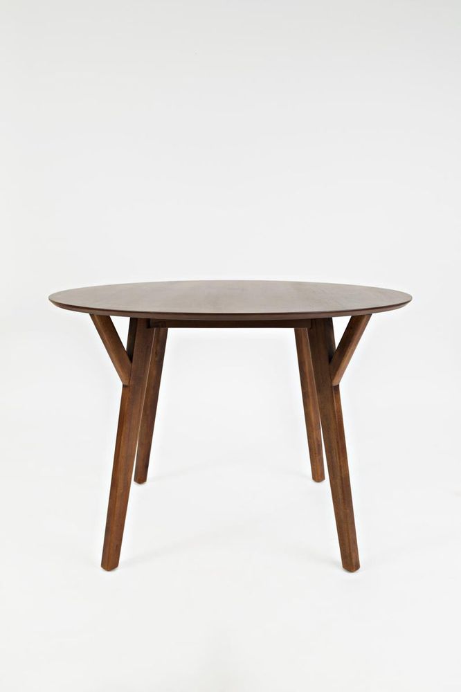 Copenhagen round dining table