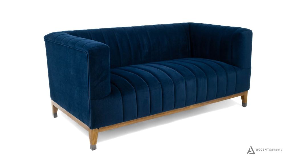 Dolce Loveseat