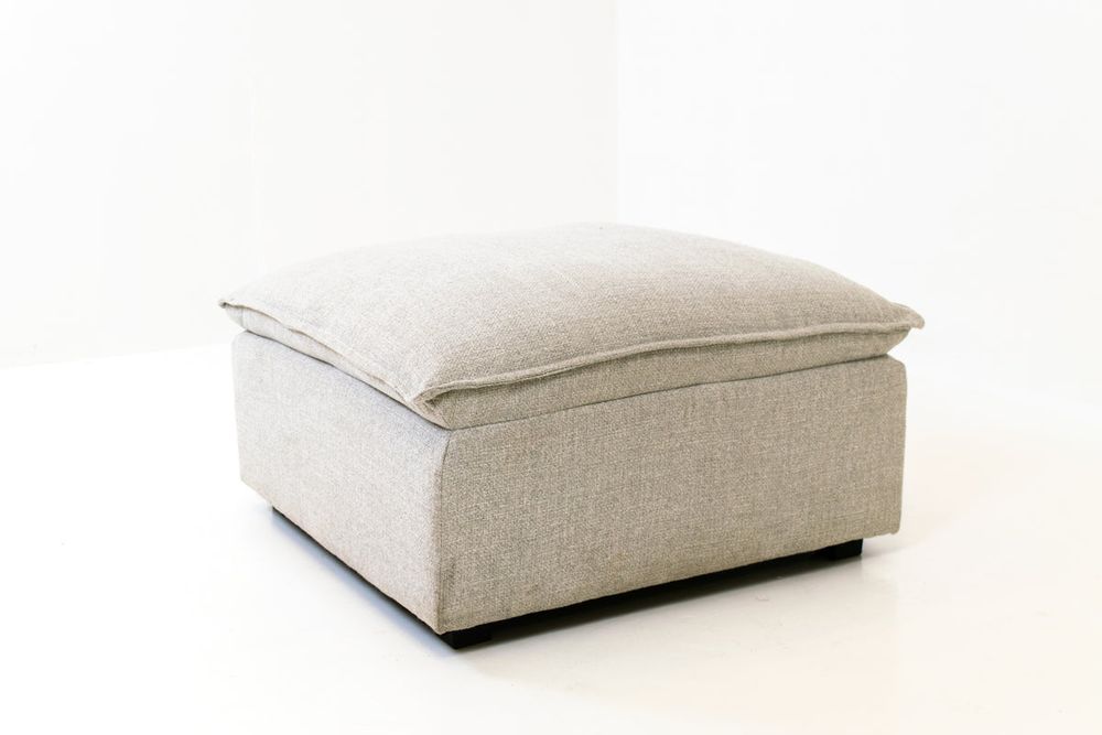 Marliss Ottoman