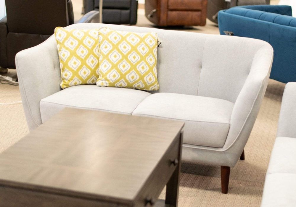 Kelly Loveseat - Grey