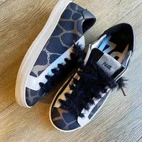 army giraffe sneakers