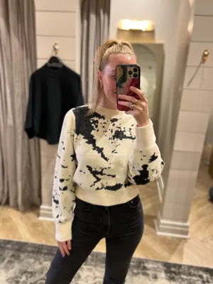 carrara sweater