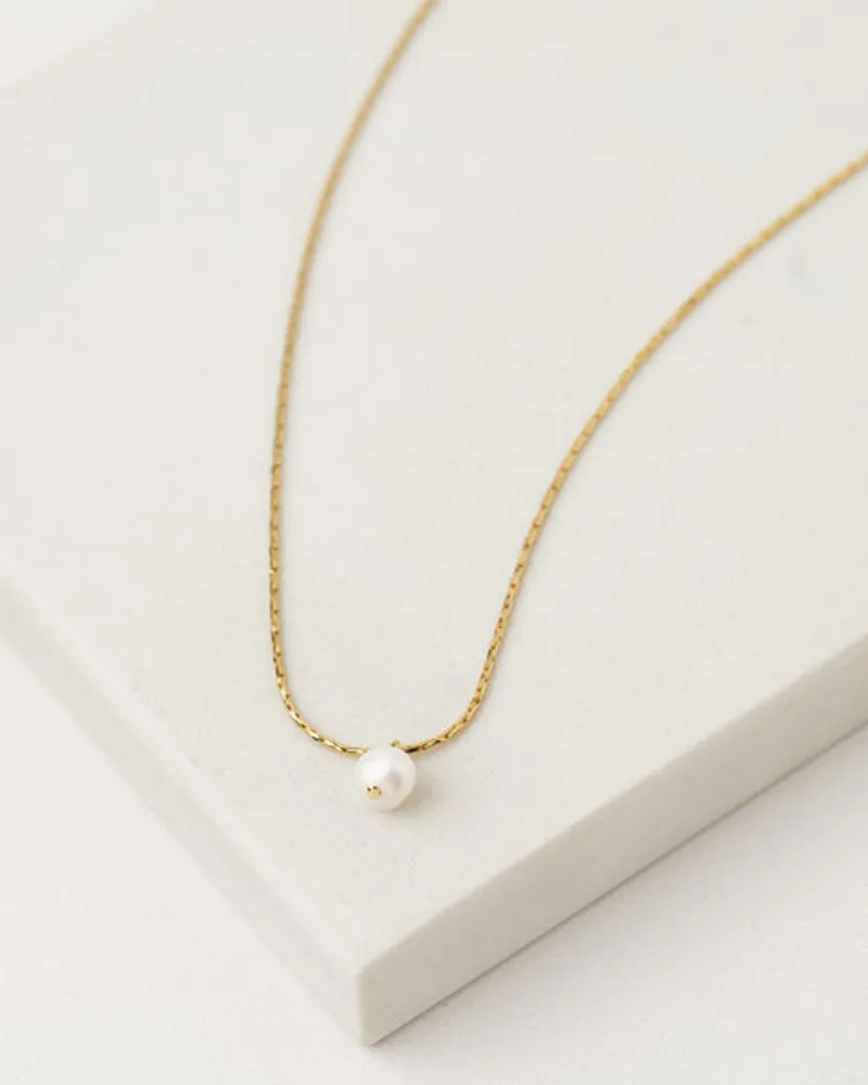 AMARI PEARL NECKLACE