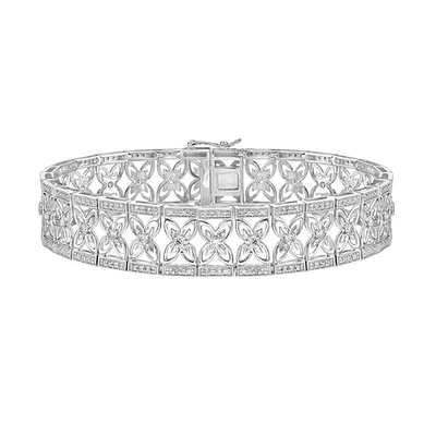 14K Gold Diamond Bracelet with floral pattern