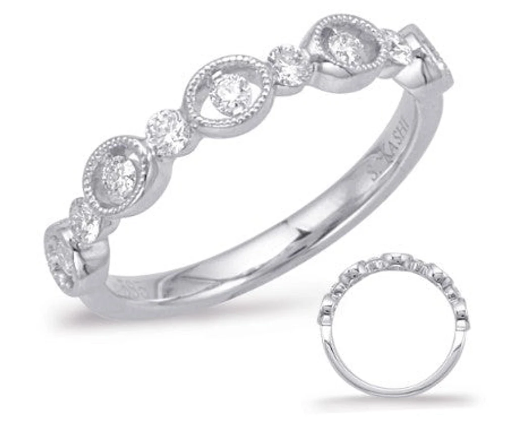 14K White Gold cttw Diamond Ring