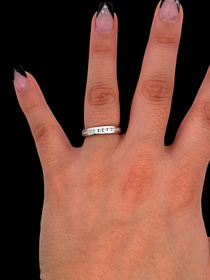 14K White Gold 0.33cttw Channel Set Diamond Band, 6