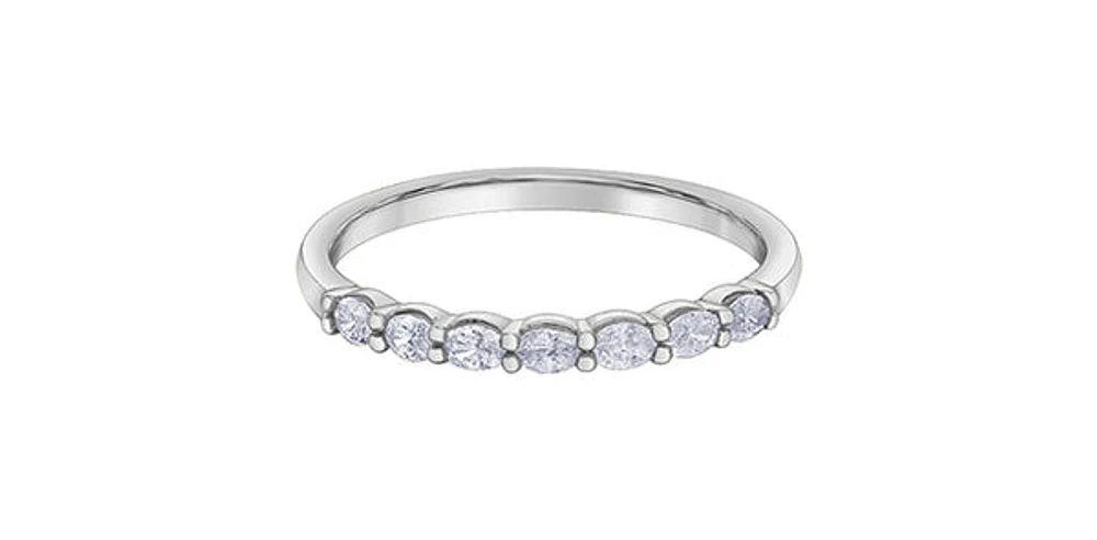 10K White Gold 0.28cttw Oval Diamond Ring - /