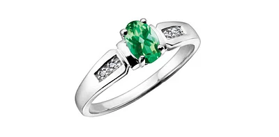 10K White Gold Emerald & Diamond Ring