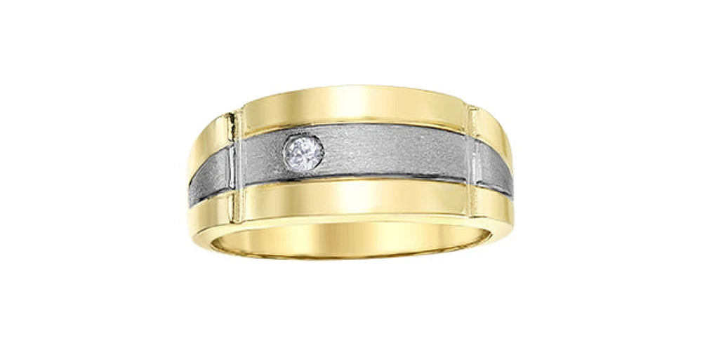 10K Yellow Gold 0.07cttw Diamond Gents Ring, size 10