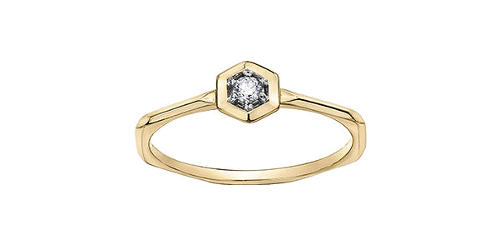 10K Yellow Gold 0.05cttw Diamond Ring