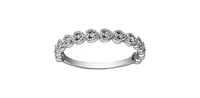10K Gold Heart and 0.10cttw Diamond Ring - / 4.5