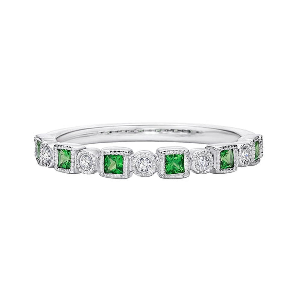 10K White Gold Emerald & diamond band