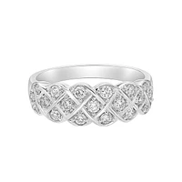 14K White Gold Prong-set diamond band with lines