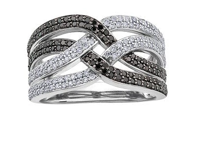 10K White Gold cttw Black Diamond Ring