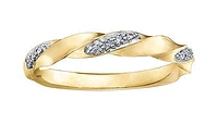 10K Yellow Gold 0.05 cttw Diamond Band