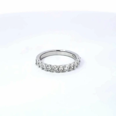 Platinum 1.00cttw Oval Cut Diamond Anniversary Ring / Band - Size 6.5