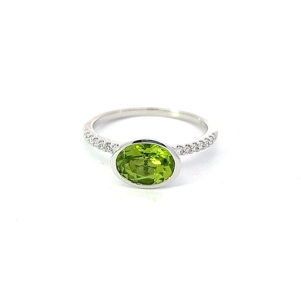 14K Gold Peridot and Diamond Ring