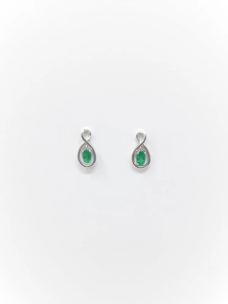 10K White Gold Oval Cut Emerald Stud Earrings