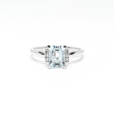 Aquamarine & Diamond Ring