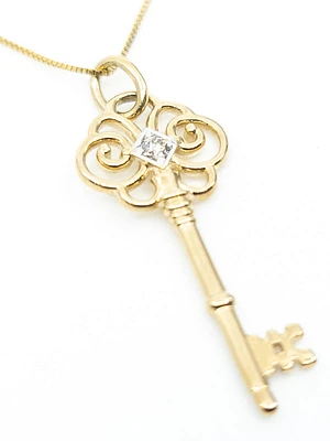 10K Yellow Gold 0.02cttw Canadian Diamond Key Necklace, 18”