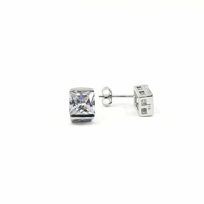 925 Sterling Silver Cubic Zirconia Stud with Butterfly Backs - 9mm x 7mm