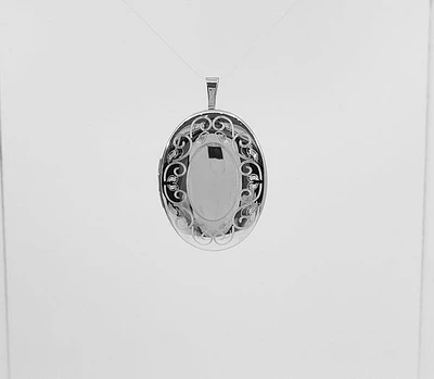 925 Sterling Silver Polished Filigree Design Oval Locket - 24mm x 26mm