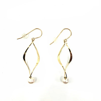 14K Yellow Fresh Water Pearl 5-6mm Earrings