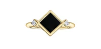 10K Yellow Gold 6mm Onyx And 0.084cttw Canadian Diamond Ring